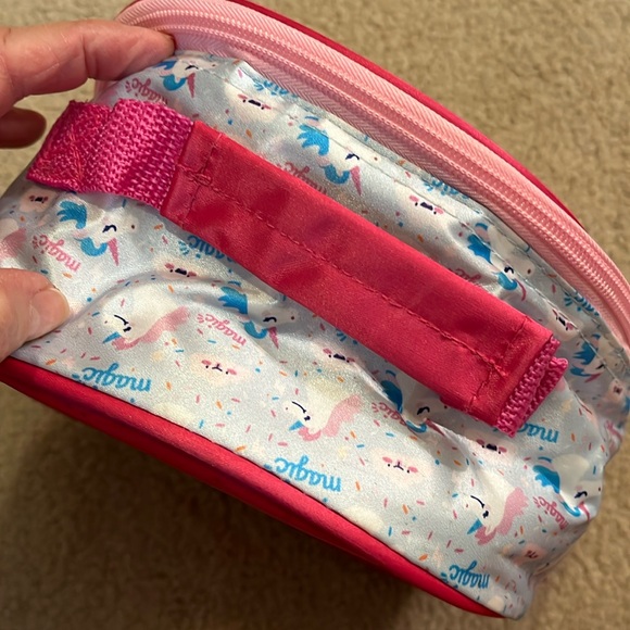 NWOT Quest Satin UNICORN Lunch Cooler, zippered - Picture 4 of 12